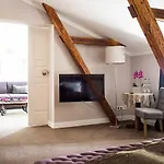 Otel Herrenhaus Gut Neuruppersdorf *