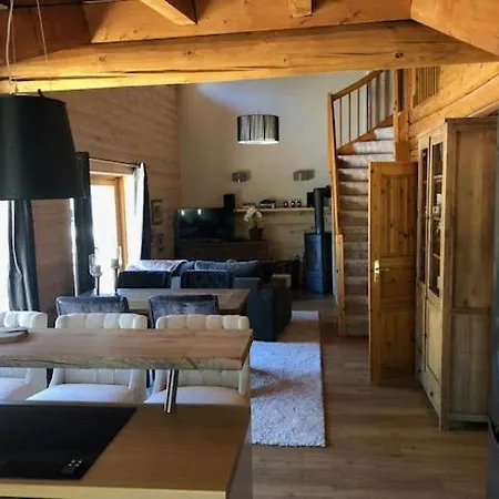 Herrenhaus Gut Neuruppersdorf Hotel *