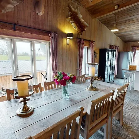 فندق Herrenhaus Gut Neuruppersdorf *