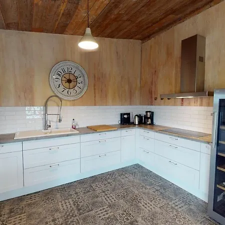 فندق Herrenhaus Gut Neuruppersdorf تيميندورفير ستراند