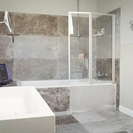 Herrenhaus Gut Neuruppersdorf Hotel