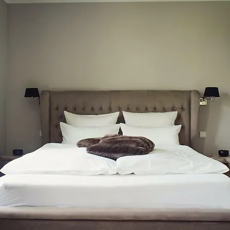 فندق Herrenhaus Gut Neuruppersdorf