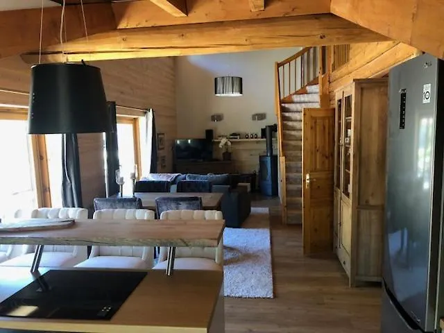 Herrenhaus Gut Neuruppersdorf Otel *