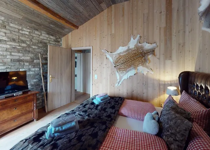 Herrenhaus Gut Neuruppersdorf Hotel *