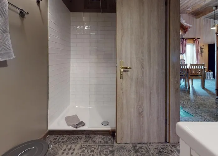 Otel Herrenhaus Gut Neuruppersdorf