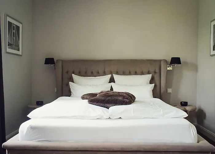 Otel Herrenhaus Gut Neuruppersdorf