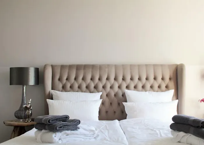 Herrenhaus Gut Neuruppersdorf Otel Timmendorfer Strand